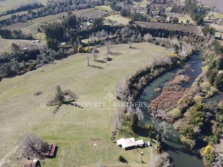 Preciosas parcelas orillas de Río en Padre Las Casas, Región de Araucania Preciosas parcelas orillas de Río en Padre Las Casas, Región de Araucania