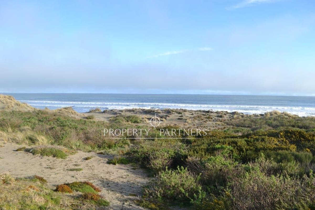 Hermoso terreno en primera linea frente al mar, Puerto Godoy, Maullín en Los Muermos, Región de Los Lagos Hermoso terreno en primera linea frente al mar, Puerto Godoy, Maullín en Los Muermos, Región de Los Lagos