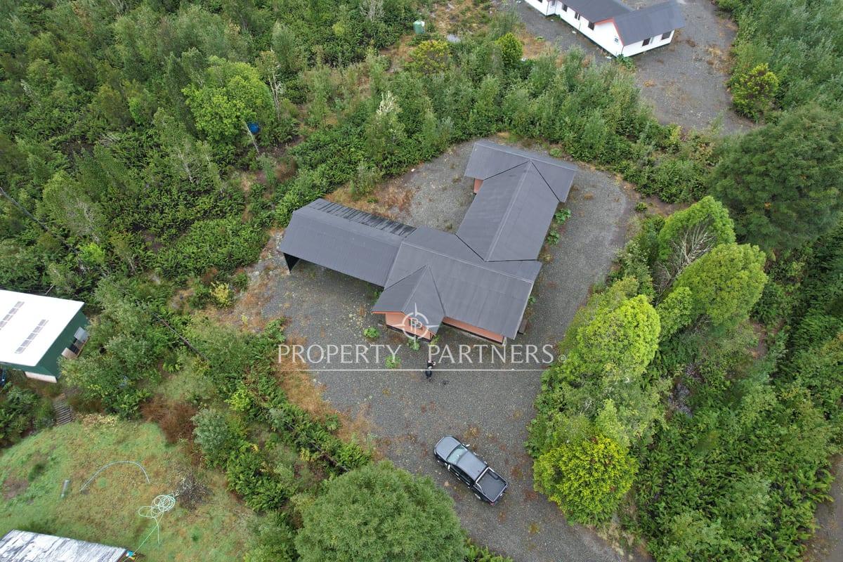 Casa en parcela entre bosques y ríos, sector Colonia Tres Puentes en Puerto Montt, Región de Los Lagos Casa en parcela entre bosques y ríos, sector Colonia Tres Puentes en Puerto Montt, Región de Los Lagos