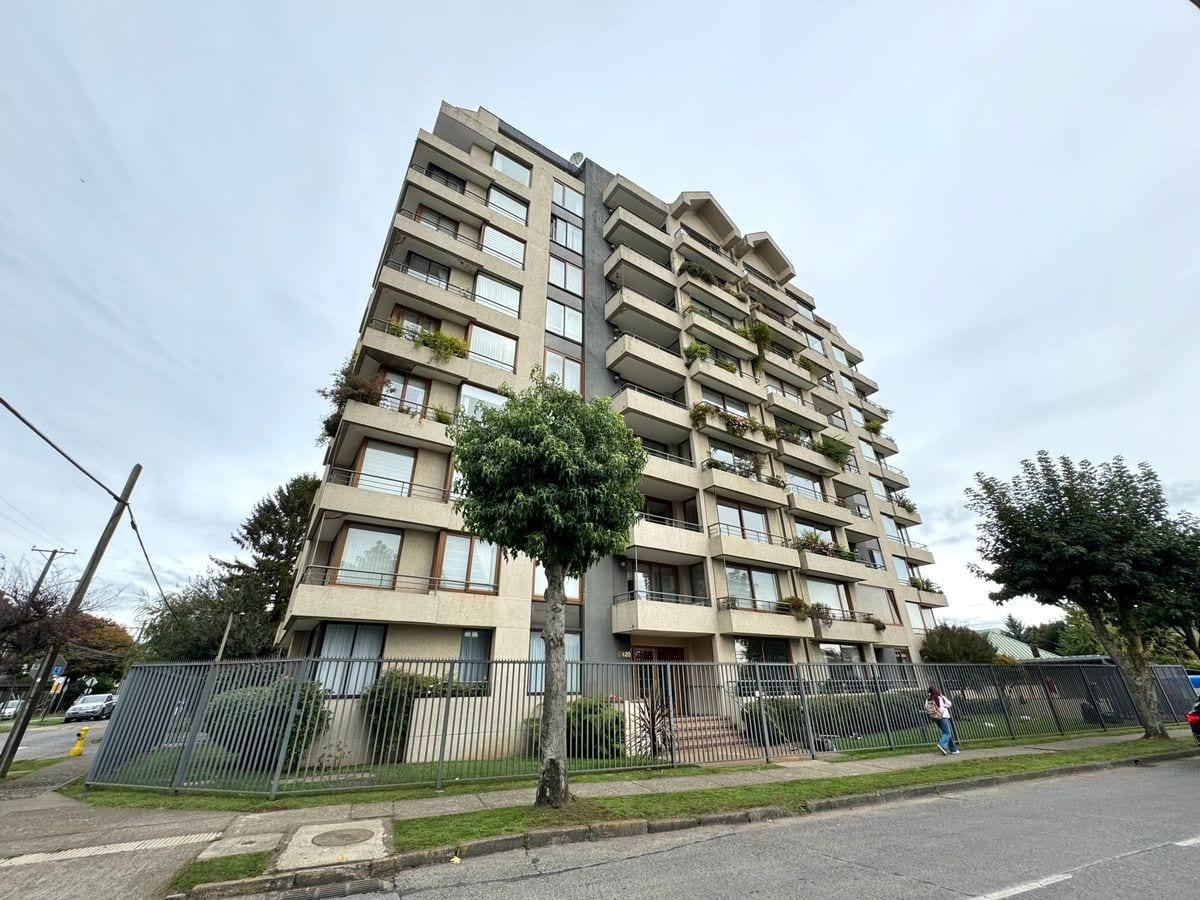Magnífico penthouse de tres pisos a pasos de Av. Alemania en Temuco, Región de Araucania Magnífico penthouse de tres pisos a pasos de Av. Alemania en Temuco, Región de Araucania