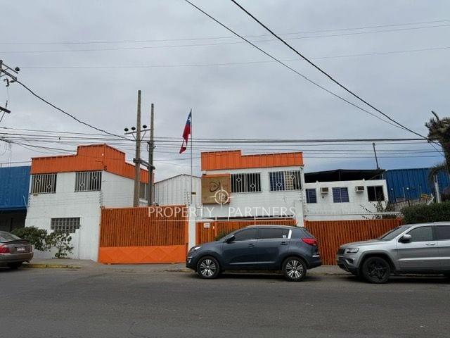 Se arrienda galpón en la zona industrial en Antofagasta, Región de Antofagasta Se arrienda galpón en la zona industrial en Antofagasta, Región de Antofagasta