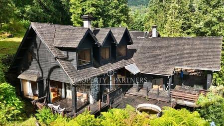 Casa con espectacular vista y 90 mts de orilla de lago Panguipulli en Coihueco, Panguipulli, Región de Los Rios Casa con espectacular vista y 90 mts de orilla de lago Panguipulli en Coihueco, Panguipulli, Región de Los Rios