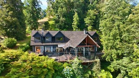 Casa con espectacular vista y 90 mts de orilla de lago Panguipulli en Coihueco, Panguipulli, Región de Los Rios Casa con espectacular vista y 90 mts de orilla de lago Panguipulli en Coihueco, Panguipulli, Región de Los Rios