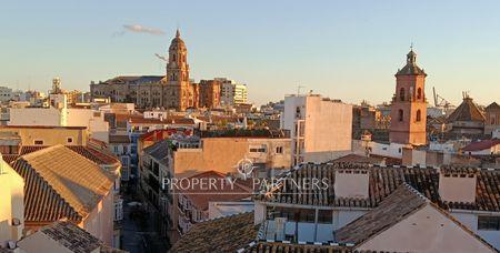 Luminoso piso en venta en Calle Carreteria en Centro, Málaga, Provincia de Málaga Luminoso piso en venta en Calle Carreteria en Centro, Málaga, Provincia de Málaga