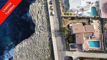 Oportunidad de chalet a reformar en Primera Línea y Licencia Turística en Sant Luis, Menorca, Islas Baleares Oportunidad de chalet a reformar en Primera Línea y Licencia Turística en Sant Luis, Menorca, Islas Baleares