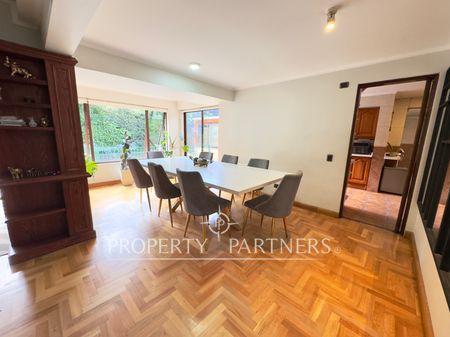 Hermosa y amplia casa en Los Conquistadores - Barrio inlges en Sector Poniente, Temuco, Región de Araucania Hermosa y amplia casa en Los Conquistadores - Barrio inlges en Sector Poniente, Temuco, Región de Araucania