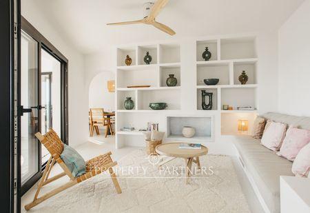 Spectacular Restored Villa with Panoramic Views and Tourist License in Cala Llonga, Menorca en Mahón, Menorca, Islas Baleares Spectacular Restored Villa with Panoramic Views and Tourist License in Cala Llonga, Menorca en Mahón, Menorca, Islas Baleares