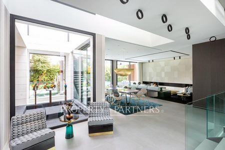 Lujosa casa independiente en venta en el Conde Orgaz en Conde Orgaz Piovera, Hortaleza, Madrid, Provincia de Madrid Lujosa casa independiente en venta en el Conde Orgaz en Conde Orgaz Piovera, Hortaleza, Madrid, Provincia de Madrid