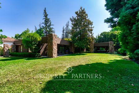 Mediterránea en Barrio Consolidado en Los Nogales, La Dehesa en Lomas de La Dehesa, Los Trapenses, Región Metropolitana Mediterránea en Barrio Consolidado en Los Nogales, La Dehesa en Lomas de La Dehesa, Los Trapenses, Región Metropolitana