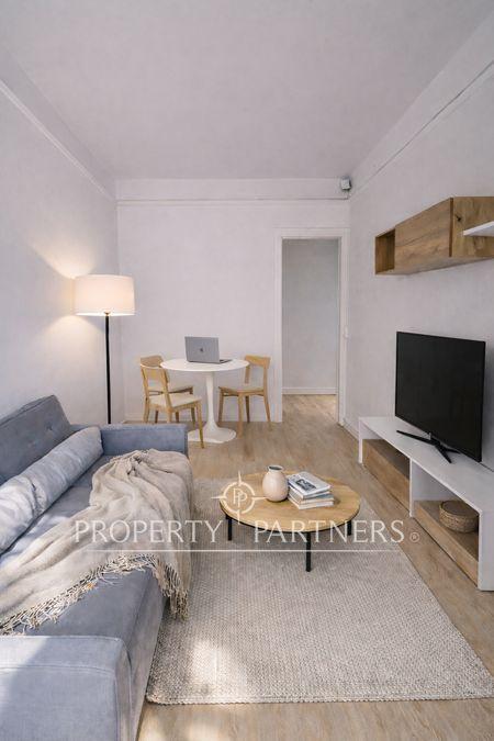 Luminoso piso con balcón a pasos de Hospital de Sant Pau – L’Eixample en Barcelona, Provincia de Barcelona Luminoso piso con balcón a pasos de Hospital de Sant Pau – L’Eixample en Barcelona, Provincia de Barcelona