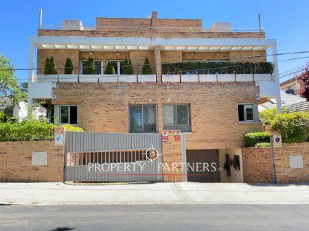 Maravilloso chalet pareado en Arturo Soria en Canillas, Hortaleza, Madrid, Provincia de Madrid Maravilloso chalet pareado en Arturo Soria en Canillas, Hortaleza, Madrid, Provincia de Madrid