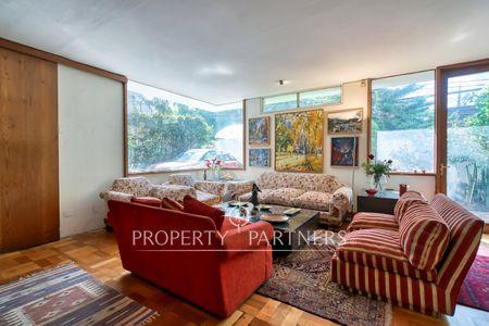 Preciosa casa familiar en venta con jardín y gran potencial en Ñuñoa! en Plaza Ñuñoa, Ñuñoa, Región Metropolitana Preciosa casa familiar en venta con jardín y gran potencial en Ñuñoa! en Plaza Ñuñoa, Ñuñoa, Región Metropolitana