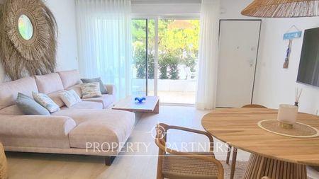 Apartamento en la playa a la venta en Moraira (Costa Blanca) en Provincia de Valencia Apartamento en la playa a la venta en Moraira (Costa Blanca) en Provincia de Valencia