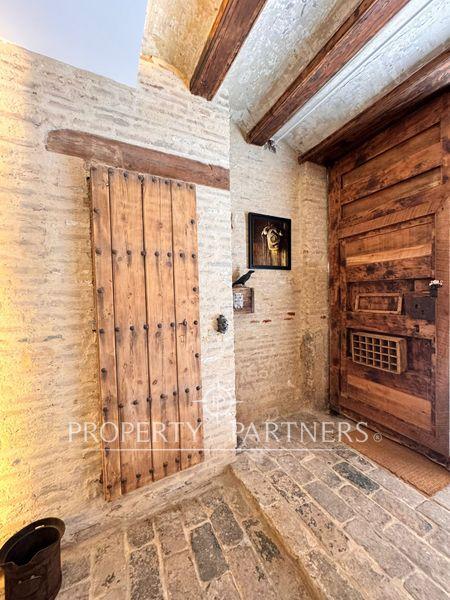 Bajo en Carrer de les Reixes, 5 en Ciutat Vella, Valencia, Provincia de Valencia Bajo en Carrer de les Reixes, 5 en Ciutat Vella, Valencia, Provincia de Valencia