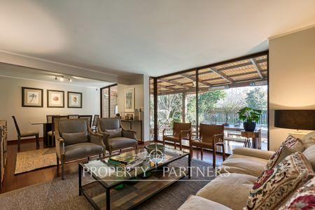 Maravillosa Casa muy Iluminada en Condominio Cercana a Colegios Monte Tabor Santiago College Craighouse en Los Trapenses, Región Metropolitana Maravillosa Casa muy Iluminada en Condominio Cercana a Colegios Monte Tabor Santiago College Craighouse en Los Trapenses, Región Metropolitana