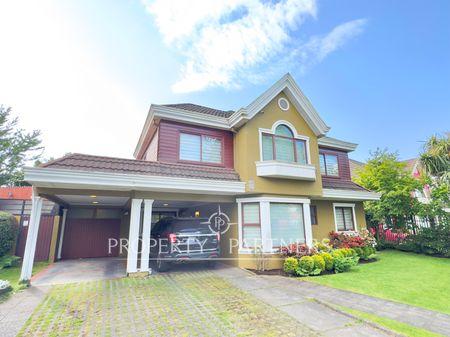 Hermosa y amplia casa en Los Conquistadores - Barrio inlges en Sector Poniente, Temuco, Región de Araucania Hermosa y amplia casa en Los Conquistadores - Barrio inlges en Sector Poniente, Temuco, Región de Araucania