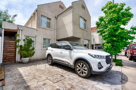 Linda y segura casa en venta, en condominio, Peñalolén en Peñalolén, Región Metropolitana Linda y segura casa en venta, en condominio, Peñalolén en Peñalolén, Región Metropolitana