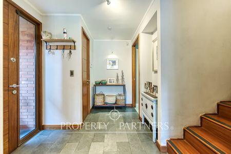 Maravillosa Casa muy Iluminada en Condominio Cercana a Colegios Monte Tabor Santiago College Craighouse en Los Trapenses, Región Metropolitana Maravillosa Casa muy Iluminada en Condominio Cercana a Colegios Monte Tabor Santiago College Craighouse en Los Trapenses, Región Metropolitana