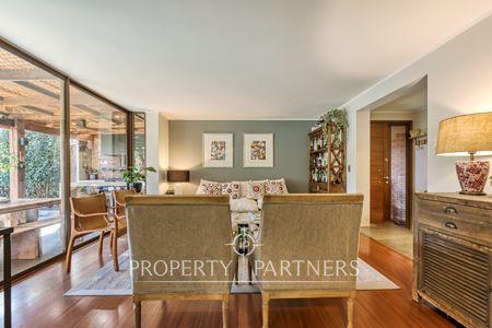 Maravillosa Casa muy Iluminada en Condominio Cercana a Colegios Monte Tabor Santiago College Craighouse en Los Trapenses, Región Metropolitana Maravillosa Casa muy Iluminada en Condominio Cercana a Colegios Monte Tabor Santiago College Craighouse en Los Trapenses, Región Metropolitana