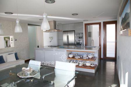 Espectacular Chalet independiente en venta en Urbanización Monte Picayo en El Picayo, Valencia, Provincia de Valencia Espectacular Chalet independiente en venta en Urbanización Monte Picayo en El Picayo, Valencia, Provincia de Valencia