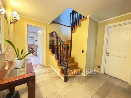 Hermosa y amplia casa en Los Conquistadores - Barrio inlges en Sector Poniente, Temuco, Región de Araucania Hermosa y amplia casa en Los Conquistadores - Barrio inlges en Sector Poniente, Temuco, Región de Araucania