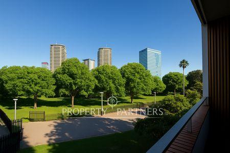 Exclusivo Piso de Lujo con Terraza y Vistas Panorámicas en Zona Tranquila en Diagonal Mar i el Front Marítim del Poblenou, Sant Martí, Barcelona, Provincia de Barcelona Exclusivo Piso de Lujo con Terraza y Vistas Panorámicas en Zona Tranquila en Diagonal Mar i el Front Marítim del Poblenou, Sant Martí, Barcelona, Provincia de Barcelona