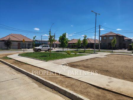 Casa nueva en Hacienda La Esmeralda en Villa Esmeralda, Talca, Provincia de Talca, Región de Maule Casa nueva en Hacienda La Esmeralda en Villa Esmeralda, Talca, Provincia de Talca, Región de Maule