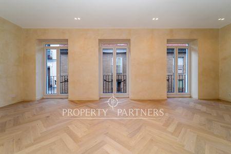 Lujo y elegancia en finca clásica a metros de Gran Vía en Malasaña-Universidad, Centro, Madrid, Provincia de Madrid Lujo y elegancia en finca clásica a metros de Gran Vía en Malasaña-Universidad, Centro, Madrid, Provincia de Madrid