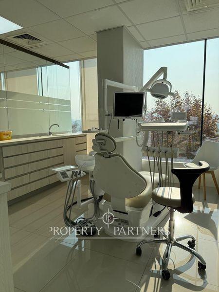 Impecable consulta médica y dental en San José de la Sierra, Los Trapenses, Región Metropolitana Impecable consulta médica y dental en San José de la Sierra, Los Trapenses, Región Metropolitana