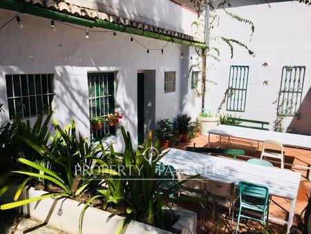 "Gran Villa Histórica con 2370,35 m² de parcela en Rocafort" en Rocafort, Valencia, Provincia de Valencia "Gran Villa Histórica con 2370,35 m² de parcela en Rocafort" en Rocafort, Valencia, Provincia de Valencia