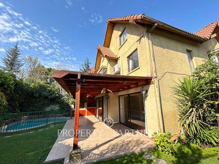 Espectacular casa en consolidado condominio cercano a Colegio San Francisco Javier en Pedro Fontova Norte, Huechuraba, Región Metropolitana Espectacular casa en consolidado condominio cercano a Colegio San Francisco Javier en Pedro Fontova Norte, Huechuraba, Región Metropolitana