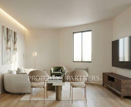 Estupendo piso reformado en esquina en Almagro en Almagro, Chamberi, Madrid, Provincia de Madrid Estupendo piso reformado en esquina en Almagro en Almagro, Chamberi, Madrid, Provincia de Madrid