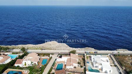 Oportunidad de chalet a reformar en Primera Línea y Licencia Turística en Sant Luis, Menorca, Islas Baleares Oportunidad de chalet a reformar en Primera Línea y Licencia Turística en Sant Luis, Menorca, Islas Baleares