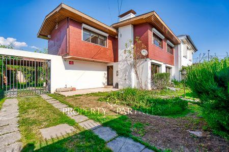 Tradicional casa en venta en Ñuñoa! en Parque Juan XXIII, Ñuñoa, Región Metropolitana Tradicional casa en venta en Ñuñoa! en Parque Juan XXIII, Ñuñoa, Región Metropolitana