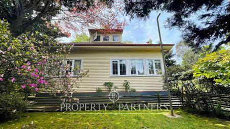 Hermosa Casona en Amplio Terreno en Valdivia, Región de Los Rios Hermosa Casona en Amplio Terreno en Valdivia, Región de Los Rios