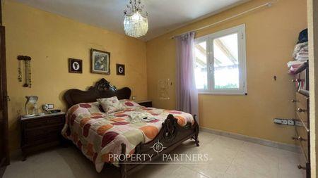 Chalet familiar y dos apartamentos en Menorca, Islas Baleares Chalet familiar y dos apartamentos en Menorca, Islas Baleares