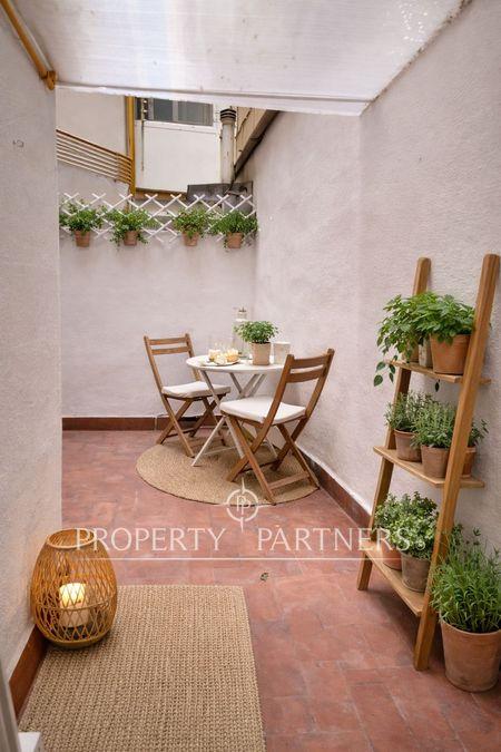 Piso recién reformado con balcón y patio interior en la Nova Esquerra de l´Eixample en Nova Esquerra de l'Eixample, L'Eixample, Barcelona, Provincia de Barcelona Piso recién reformado con balcón y patio interior en la Nova Esquerra de l´Eixample en Nova Esquerra de l'Eixample, L'Eixample, Barcelona, Provincia de Barcelona