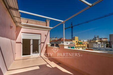 Lujoso ático reformado con terraza en Chamberí en Nuevos Ministerios-Ríos Rosas, Chamberi, Madrid, Provincia de Madrid  Lujoso ático reformado con terraza en Chamberí en Nuevos Ministerios-Ríos Rosas, Chamberi, Madrid, Provincia de Madrid