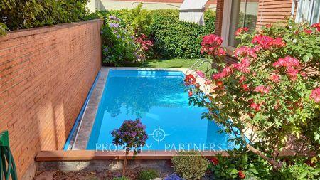 Espectacular chalet pareado en zona Arturo Soria en Colina, Ciudad Lineal, Madrid, Provincia de Madrid Espectacular chalet pareado en zona Arturo Soria en Colina, Ciudad Lineal, Madrid, Provincia de Madrid