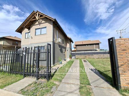 Exclusiva casa en Hacienda La Esmeralda en Villa Esmeralda, Talca, Provincia de Talca, Región de Maule Exclusiva casa en Hacienda La Esmeralda en Villa Esmeralda, Talca, Provincia de Talca, Región de Maule