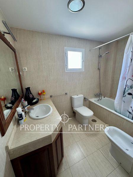 Se vende magnífico chalet adosado de 180 m² en una de las zonas más estratégicas y cómodas del Rincón de la Victoria en Provincia de Málaga Se vende magnífico chalet adosado de 180 m² en una de las zonas más estratégicas y cómodas del Rincón de la Victoria en Provincia de Málaga