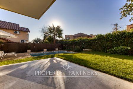 Oportunidad !!!!! luminosa e impecable casa en exclusivo condominio en Onofre Jarpa, La Reina, Región Metropolitana Oportunidad !!!!! luminosa e impecable casa en exclusivo condominio en Onofre Jarpa, La Reina, Región Metropolitana