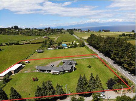 Espectacular casa de 2 pisos a minutos de la costanera de Frutillar Bajo en Frutillar, Región de Los Lagos Espectacular casa de 2 pisos a minutos de la costanera de Frutillar Bajo en Frutillar, Región de Los Lagos