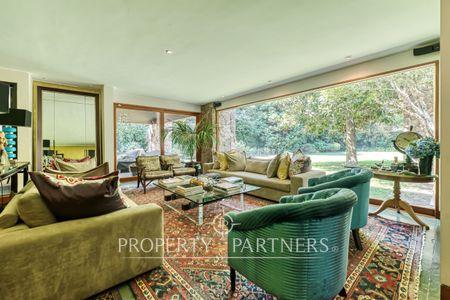 Mediterránea en Barrio Consolidado en Los Nogales, La Dehesa en Lomas de La Dehesa, Los Trapenses, Región Metropolitana Mediterránea en Barrio Consolidado en Los Nogales, La Dehesa en Lomas de La Dehesa, Los Trapenses, Región Metropolitana