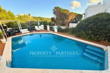 Vivienda unifamiliar con parcela de 500 m² y piscina en Cala Llonga, Mahón, Menorca en Mahón, Menorca, Islas Baleares Vivienda unifamiliar con parcela de 500 m² y piscina en Cala Llonga, Mahón, Menorca en Mahón, Menorca, Islas Baleares