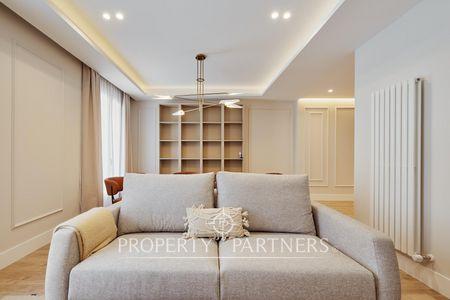 Lujoso piso exterior en Recoletos, Barrio Salamanca en Recoletos, Salamanca, Madrid, Provincia de Madrid Lujoso piso exterior en Recoletos, Barrio Salamanca en Recoletos, Salamanca, Madrid, Provincia de Madrid