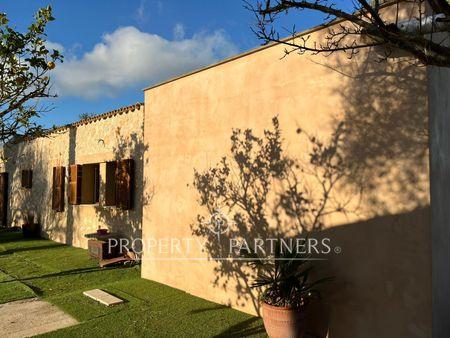 Finca rústica con estilo mallorquín y opción de piscina legal en Palma de Mallorca, Mallorca, Islas Baleares Finca rústica con estilo mallorquín y opción de piscina legal en Palma de Mallorca, Mallorca, Islas Baleares