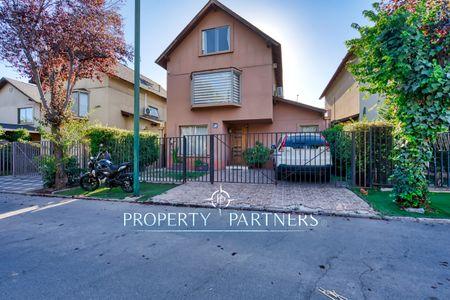 Venta excelente casa en Condominio al lado metro y colegio en Peñalolén en San Luis de Macul, Peñalolen, Región Metropolitana Venta excelente casa en Condominio al lado metro y colegio en Peñalolén en San Luis de Macul, Peñalolen, Región Metropolitana