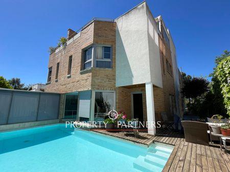 Maravilloso chalet pareado en Arturo Soria en Canillas, Hortaleza, Madrid, Provincia de Madrid Maravilloso chalet pareado en Arturo Soria en Canillas, Hortaleza, Madrid, Provincia de Madrid