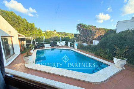Vivienda unifamiliar con parcela de 500 m² y piscina en Cala Llonga, Mahón, Menorca en Mahón, Menorca, Islas Baleares Vivienda unifamiliar con parcela de 500 m² y piscina en Cala Llonga, Mahón, Menorca en Mahón, Menorca, Islas Baleares